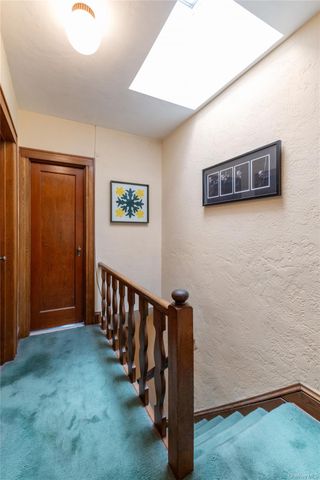 81-11 77th Avenue, Glendale, NY 11385