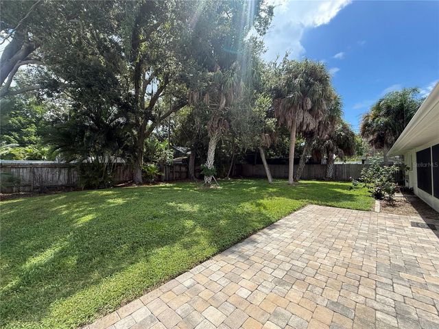 8735 DUNMORE DRIVE, Sarasota, FL 34231