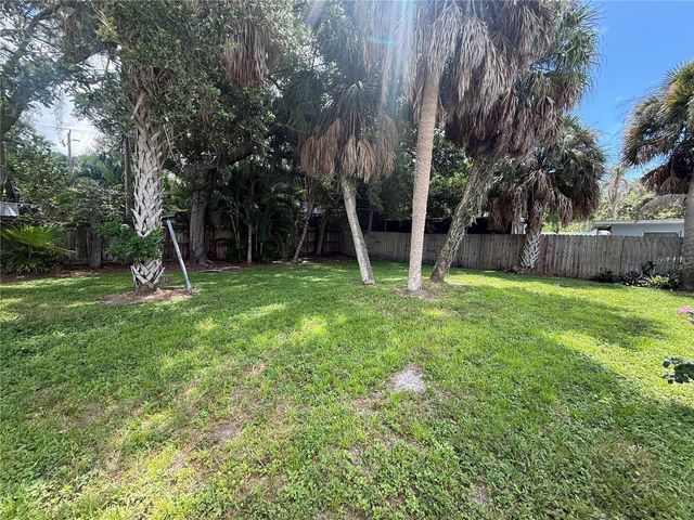 8735 DUNMORE DRIVE, Sarasota, FL 34231