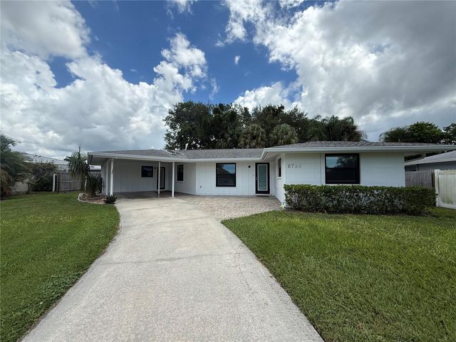 8735 DUNMORE DRIVE, Sarasota, FL 34231