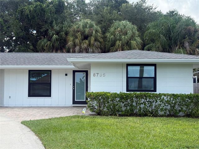 8735 DUNMORE DRIVE, Sarasota, FL 34231