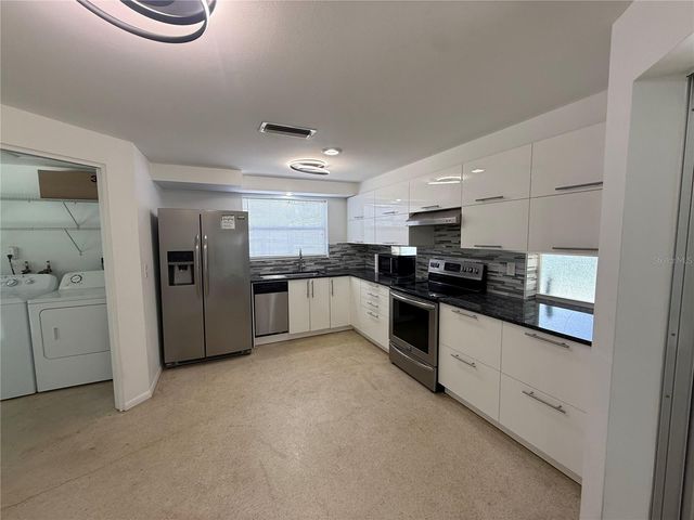 8735 DUNMORE DRIVE, Sarasota, FL 34231