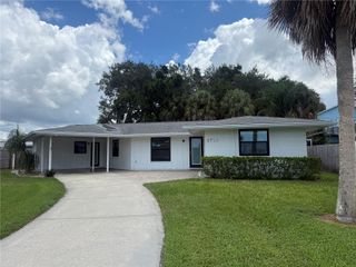 8735 DUNMORE DRIVE, Sarasota, FL 34231