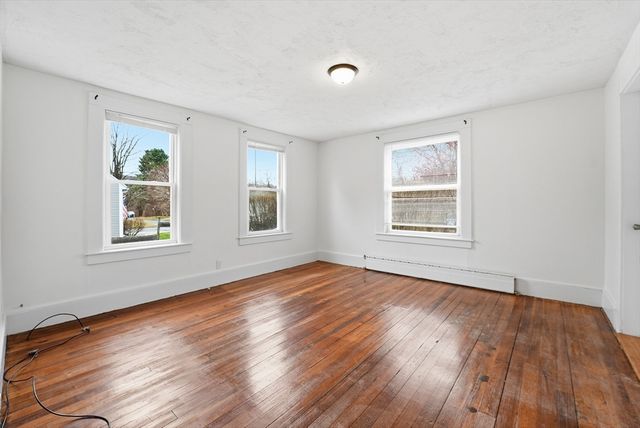 1016 Chestnut St., Palmer, MA 01550