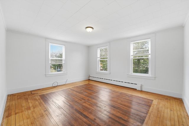 1016 Chestnut St., Palmer, MA 01550