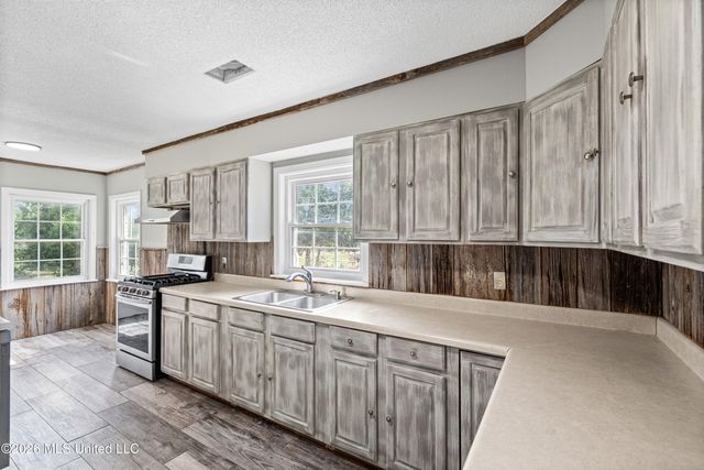718 Mount Zion Road, Coldwater, MS 38618