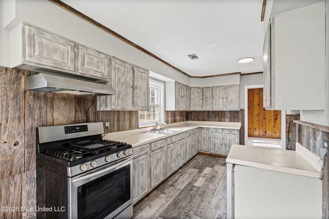 718 Mount Zion Road, Coldwater, MS 38618