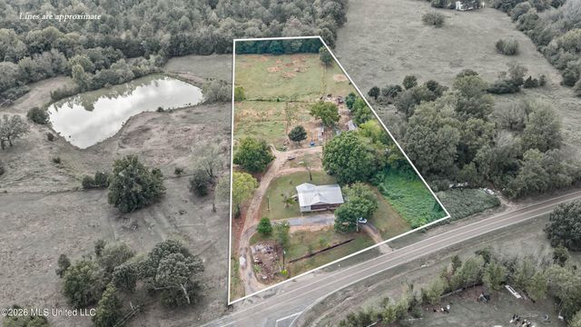 718 Mount Zion Road, Coldwater, MS 38618