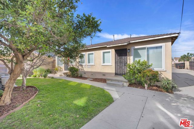 10613 S Inglewood Avenue, Inglewood, CA 90304