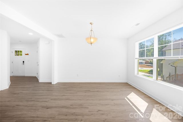 240 Valleybrook Lane, Troutman, NC 28166