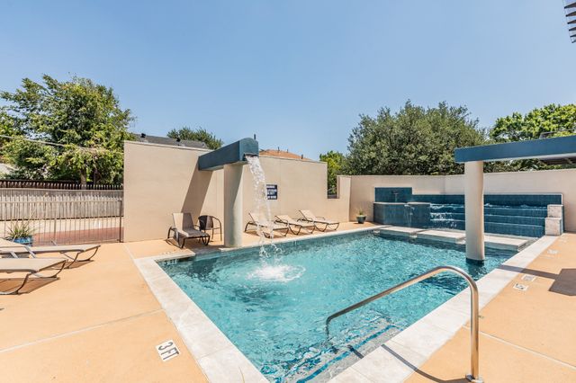 4414 Cedar Springs Road 310, Dallas, TX 75219