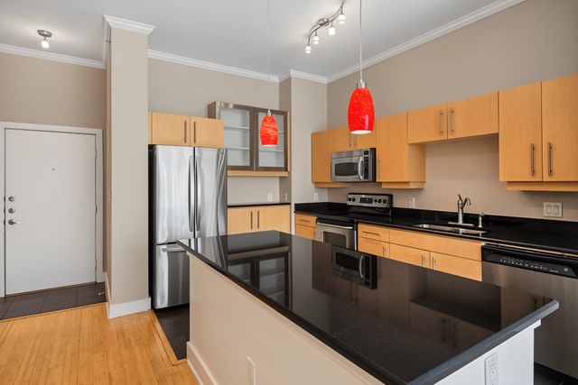 4414 Cedar Springs Road 310, Dallas, TX 75219
