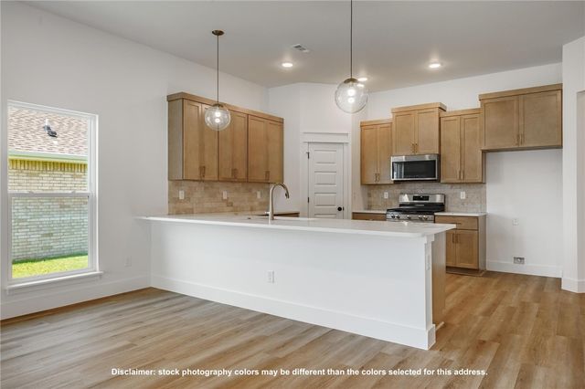 1100 Ari Avenue, Centerton, AR 72719