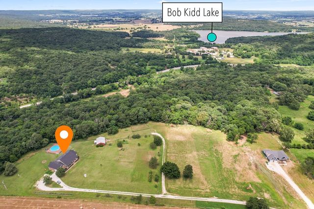 16800 Parks Corner Road, Prairie Grove, AR 72753