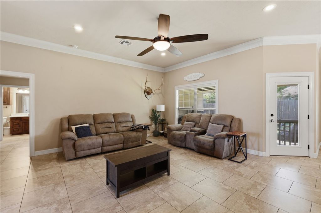 103 Edna Lane, Caldwell, TX 77836 — photo 5