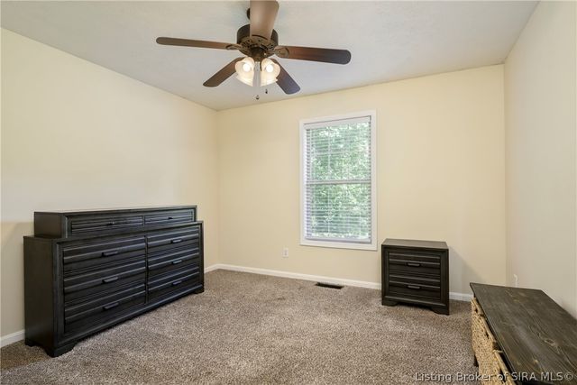 2031 Sterling Oaks Drive, Sellersburg, IN 47172