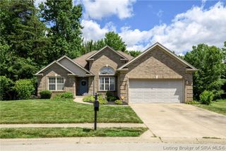 2031 Sterling Oaks Drive, Sellersburg, IN 47172