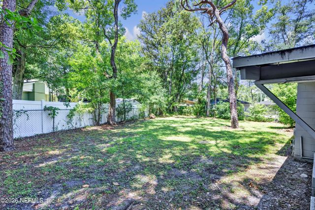 8916 YEOMAN Drive, Jacksonville, FL 32208