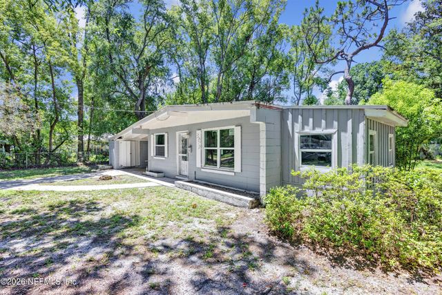 8916 YEOMAN Drive, Jacksonville, FL 32208