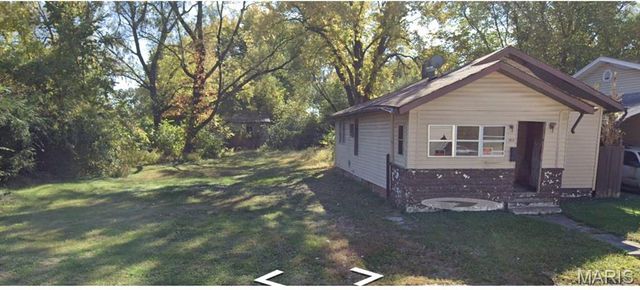5632 Portland Place, East St Louis, IL 62204