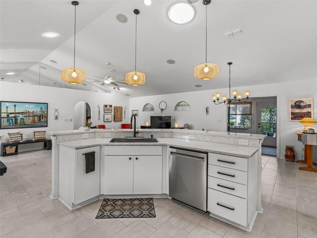 11860 SE 179TH STREET, Summerfield, FL 34491