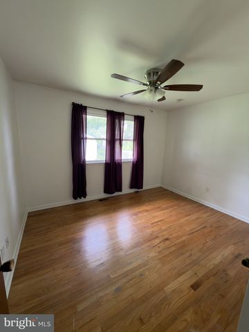 393 PHILLIPS AVE, Newark, DE 19711
