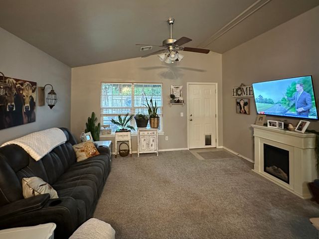 693 Eastgate Drive, Ketchum, OK 74349