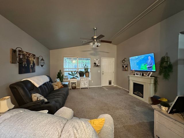 693 Eastgate Drive, Ketchum, OK 74349