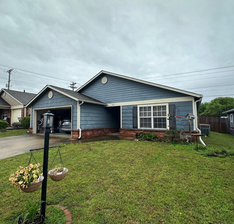 693 Eastgate Drive, Ketchum, OK 74349