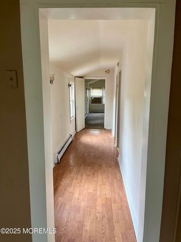 52 Shoreland Terrace, North Middletown, NJ 07748