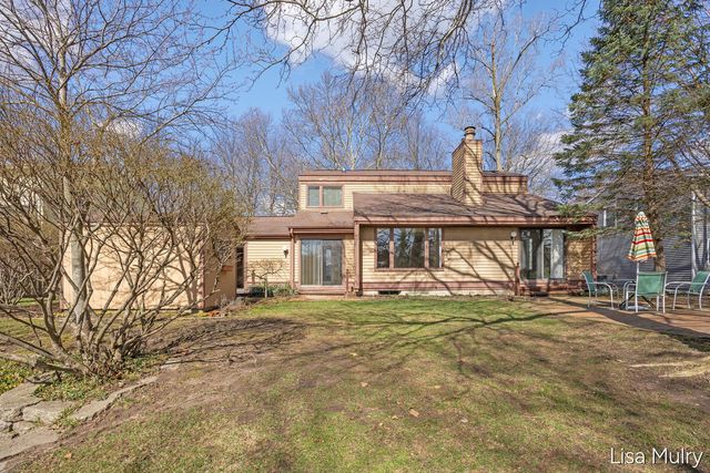 1810 Southampton SE, Grand Rapids, MI 49508