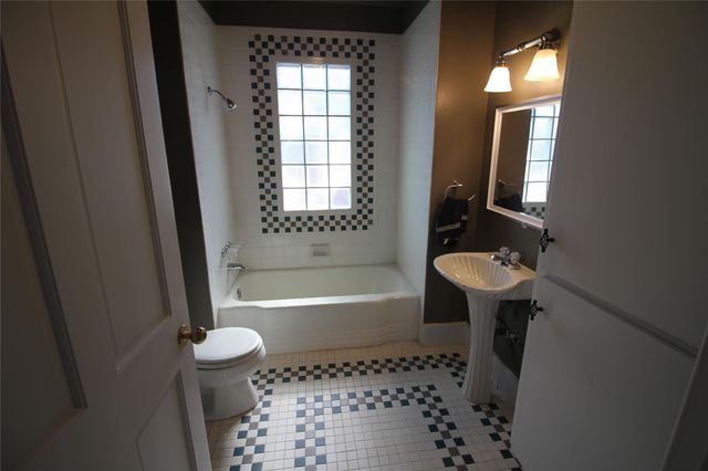 1031 Fugate Street, Houston, TX 77009