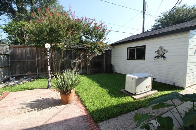 1031 Fugate Street, Houston, TX 77009