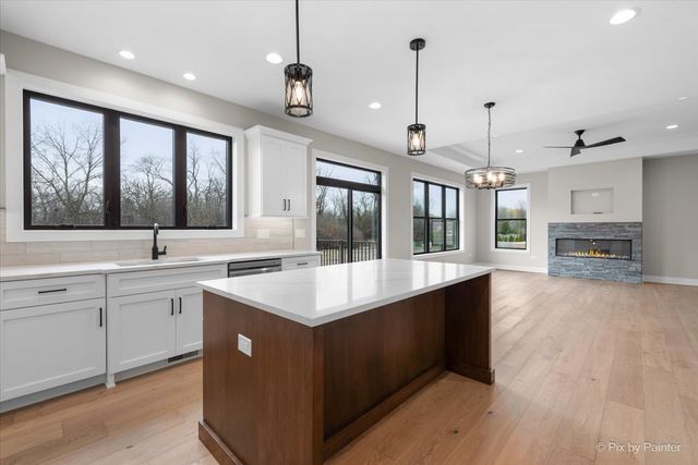 1225 Noble Drive, Port Barrington, IL 60010
