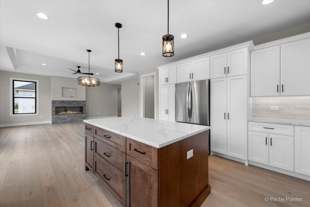 1225 Noble Drive, Port Barrington, IL 60010