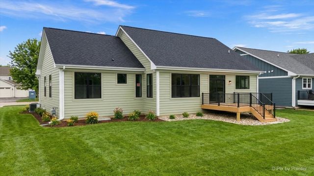 1225 Noble Drive, Port Barrington, IL 60010