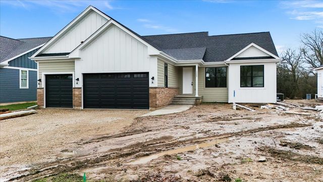 1225 Noble Drive, Port Barrington, IL 60010