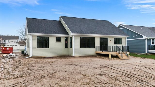 1225 Noble Drive, Port Barrington, IL 60010
