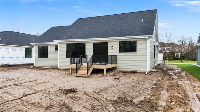 1225 Noble Drive, Port Barrington, IL 60010
