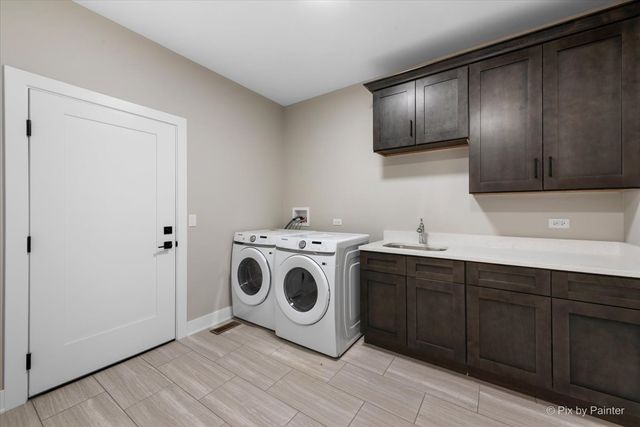 1225 Noble Drive, Port Barrington, IL 60010