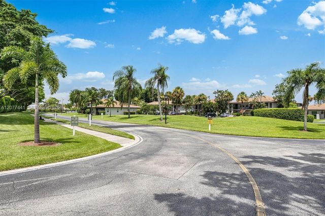 5883 Sugar Palm Court C, Delray Beach, FL 33484