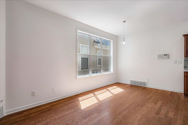 275 ISLAND VILLAGE DR, Memphis, TN 38103