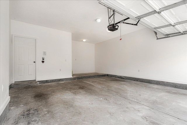 275 ISLAND VILLAGE DR, Memphis, TN 38103