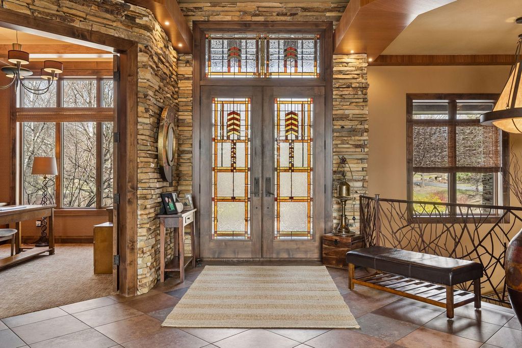700 Hidden Creek Trail, Mendota Heights, MN 55118 — photo 3