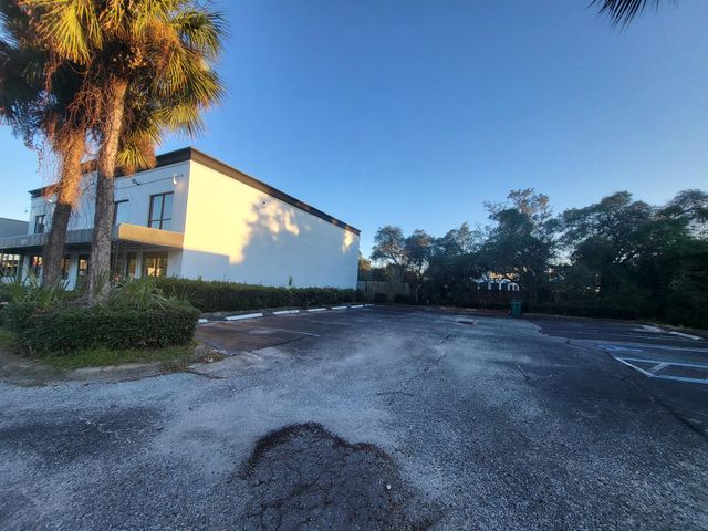 9539 W US-98 Highway, Miramar Beach, FL 32550