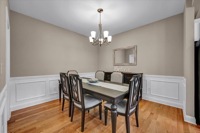 40 Newbury Court 40, North Haven, CT 06473