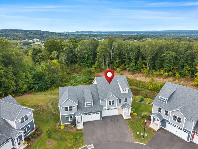 40 Newbury Court 40, North Haven, CT 06473