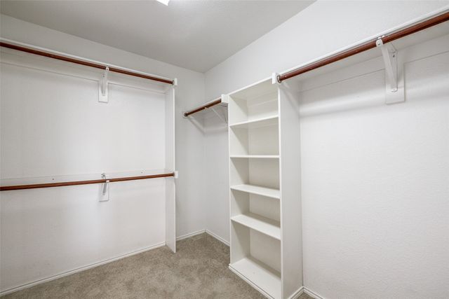1011 Stonebrook Drive, Grand Prairie, TX 75052