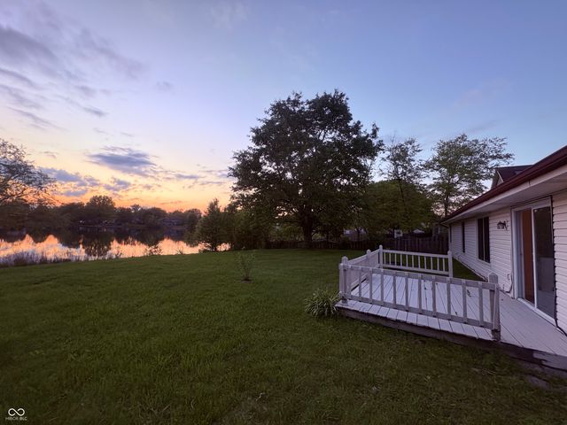 7630 Lippincott Way, Indianapolis, IN 46268
