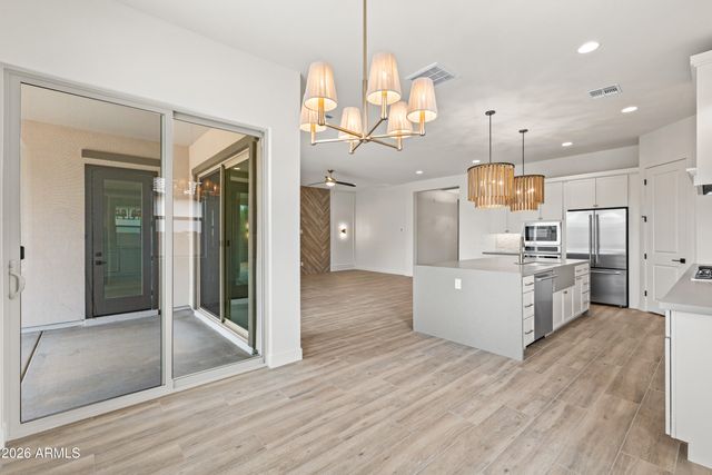 7331 W LISBON Lane, Peoria, AZ 85381